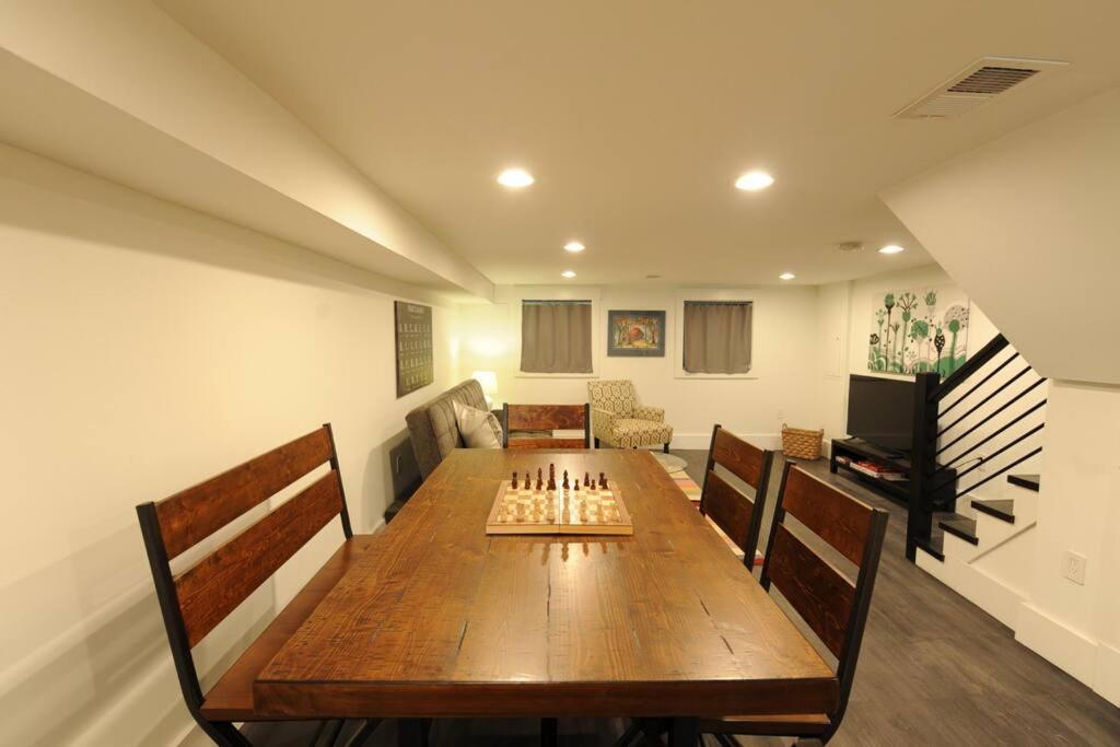 Cherry Blossom Townhouse, Easy Dc Access วอชิงตัน ภายนอก รูปภาพ
